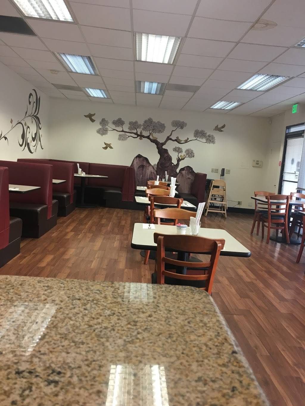 Pears Thai Cuisine | restaurant | 8690 Aero Dr #114, San Diego, CA 92123, USA | 8582781088 OR +1 858-278-1088