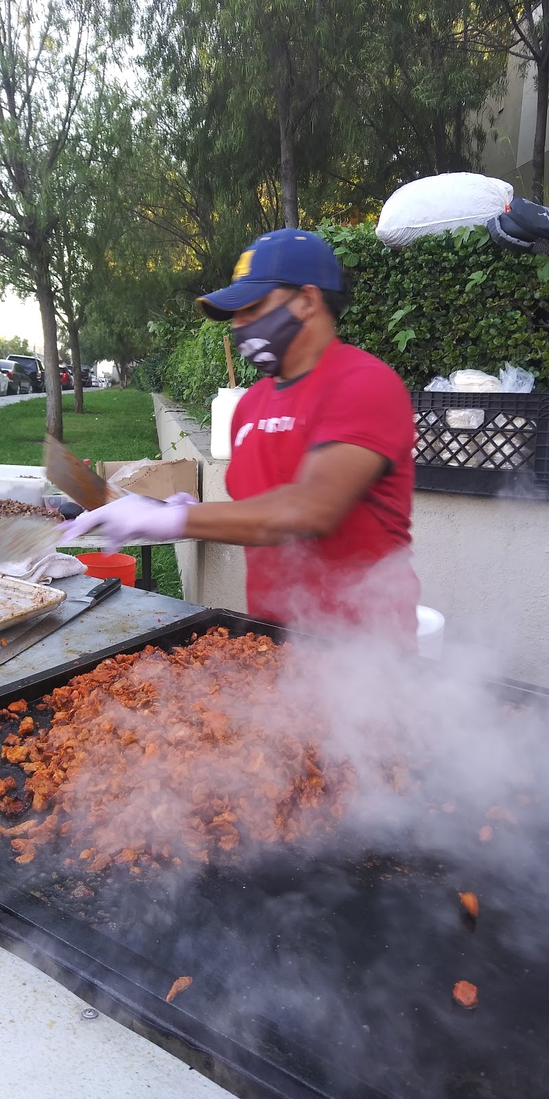 Tacos El Baquetazo | restaurant | 200 S Benton Way, Los Angeles, CA 90057, USA | 3235578247 OR +1 323-557-8247