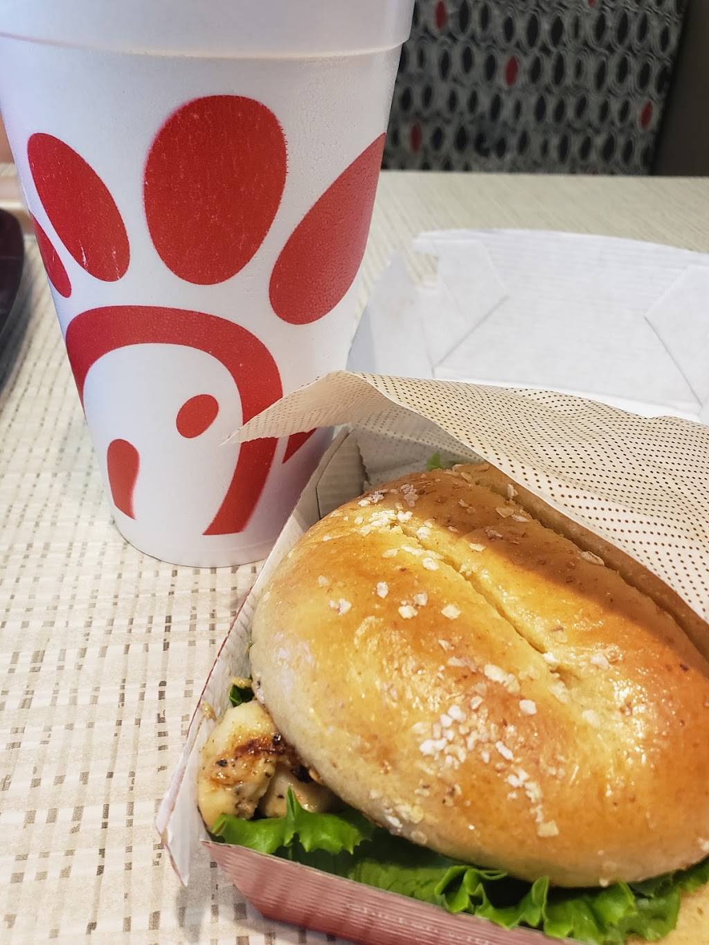 Chick-fil-A | restaurant | 4502 University Ave, West Des Moines, IA 50266, USA | 5154573176 OR +1 515-457-3176