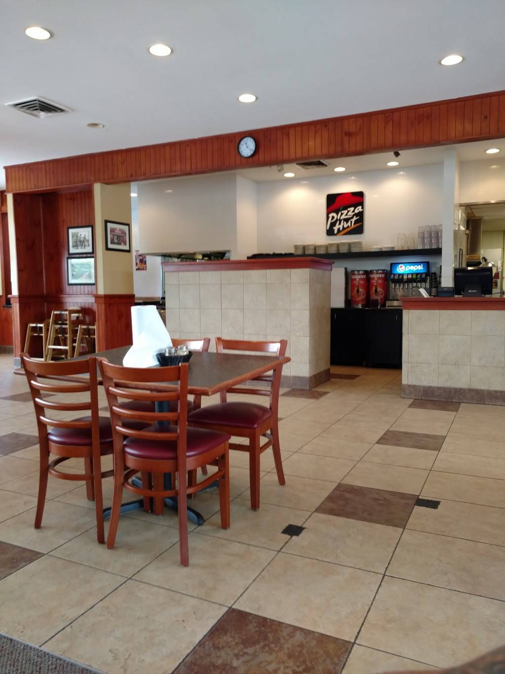 Pizza Hut | restaurant | 251 Hartsville Crossing Blvd, Hartsville, SC 29550, USA | 8433324118 OR +1 843-332-4118