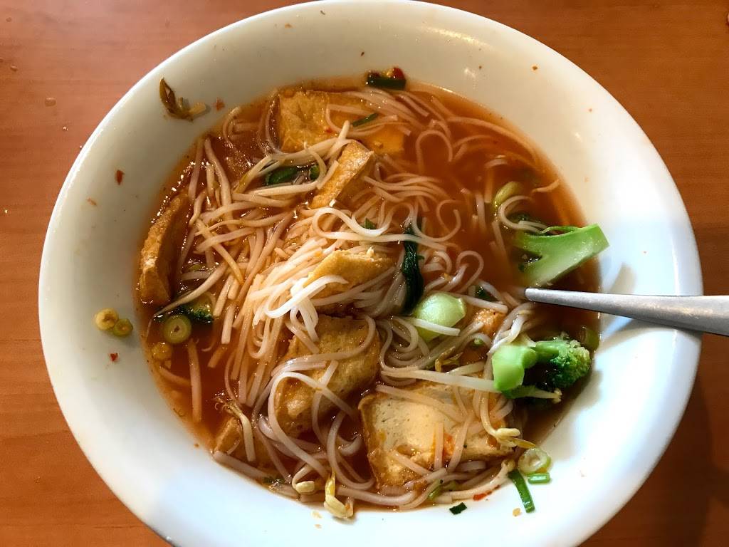 Buk Chang Dong Soon Tofu Korean Restaurant | restaurant | 3085 Hurontario St, Mississauga, ON L5A 4E4, Canada | 9052761957 OR +1 905-276-1957