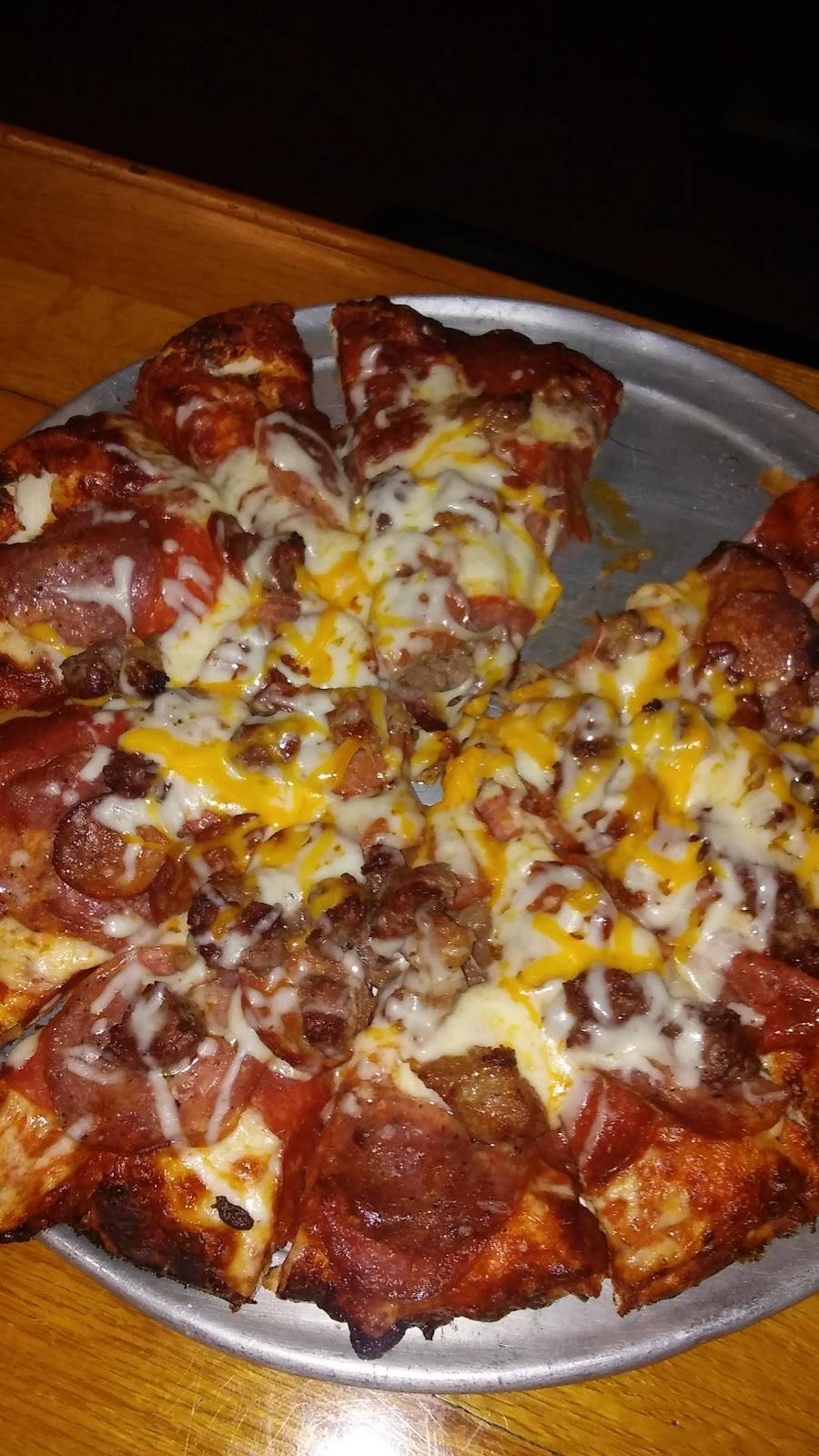 Treasure Cove Pizza | restaurant | 90 State Hwy 20, Upper Lake, CA 95485, USA | 7072752551 OR +1 707-275-2551