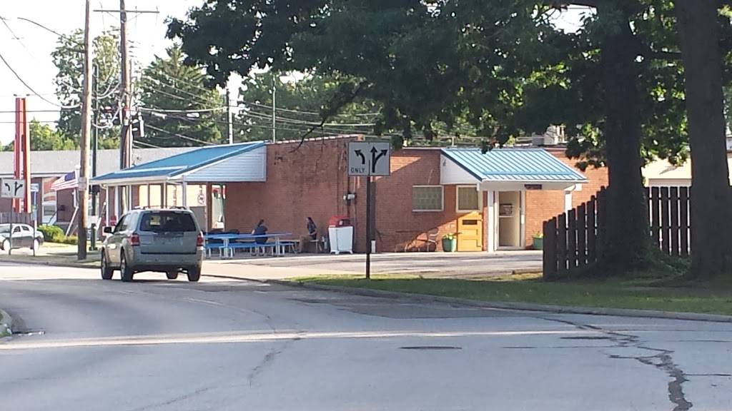 CPs Cooler | bakery | 32433 Vine St, Willowick, OH 44095, USA | 4409442665 OR +1 440-944-2665