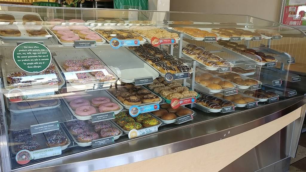 Krispy Kreme | cafe | 3607 E Bell Rd Suite A, Phoenix, AZ 85032, USA | 6029231142 OR +1 602-923-1142