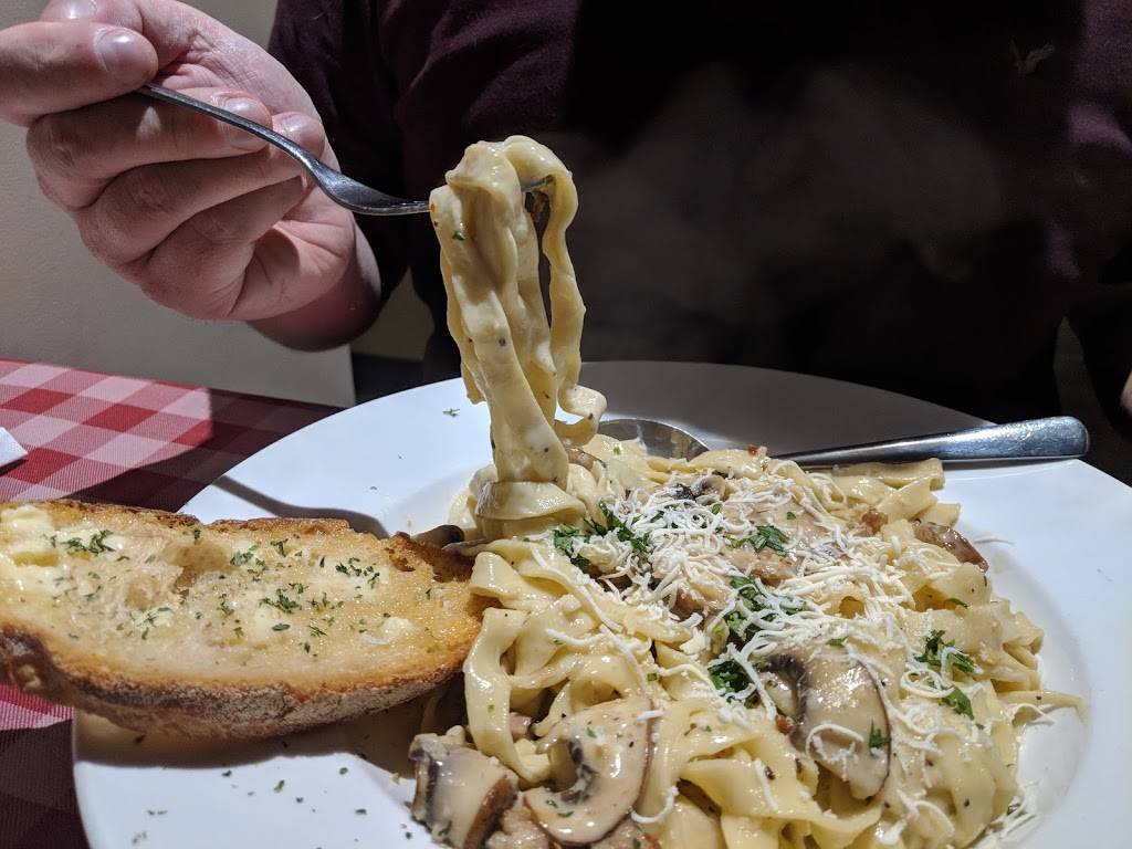 Amici Restaurant | restaurant | 30 Glamis Rd A4B, Cambridge, ON N1R 7H5, Canada | 5196248984 OR +1 519-624-8984