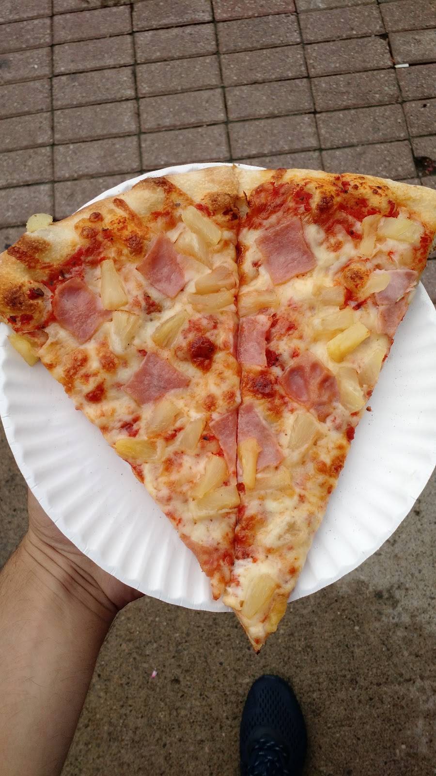 Gusto Pizzaria Inc | restaurant | 135 Main St N, Brampton, ON L6X 1M9, Canada | 9054551010 OR +1 905-455-1010