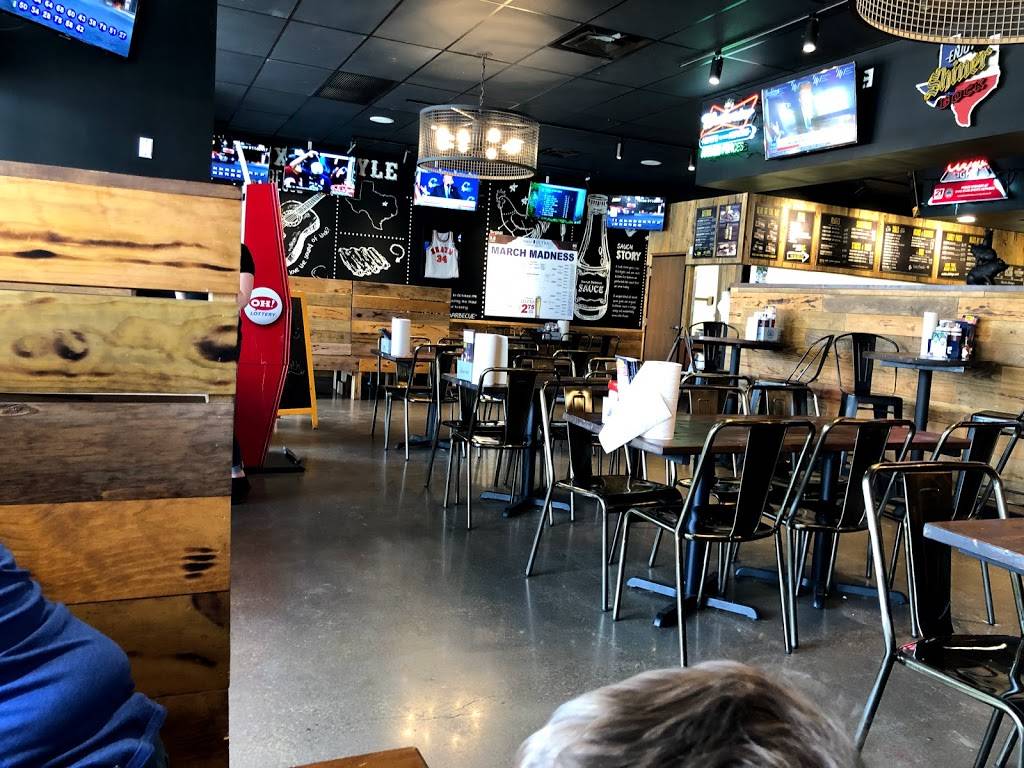 Dickeys Barbecue Pit | restaurant | 1081 N 21st St, Newark, OH 43055, USA | 7409156331 OR +1 740-915-6331