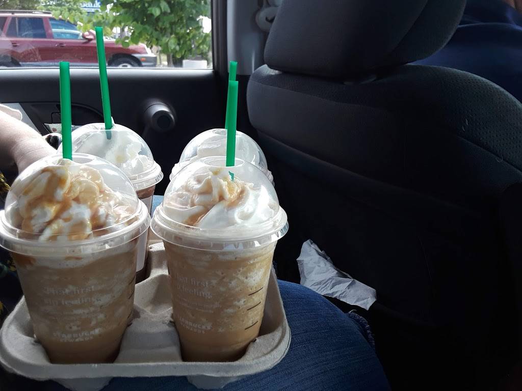 Starbucks | cafe | 2521 E Market St, York, PA 17402, USA | 7177570654 OR +1 717-757-0654