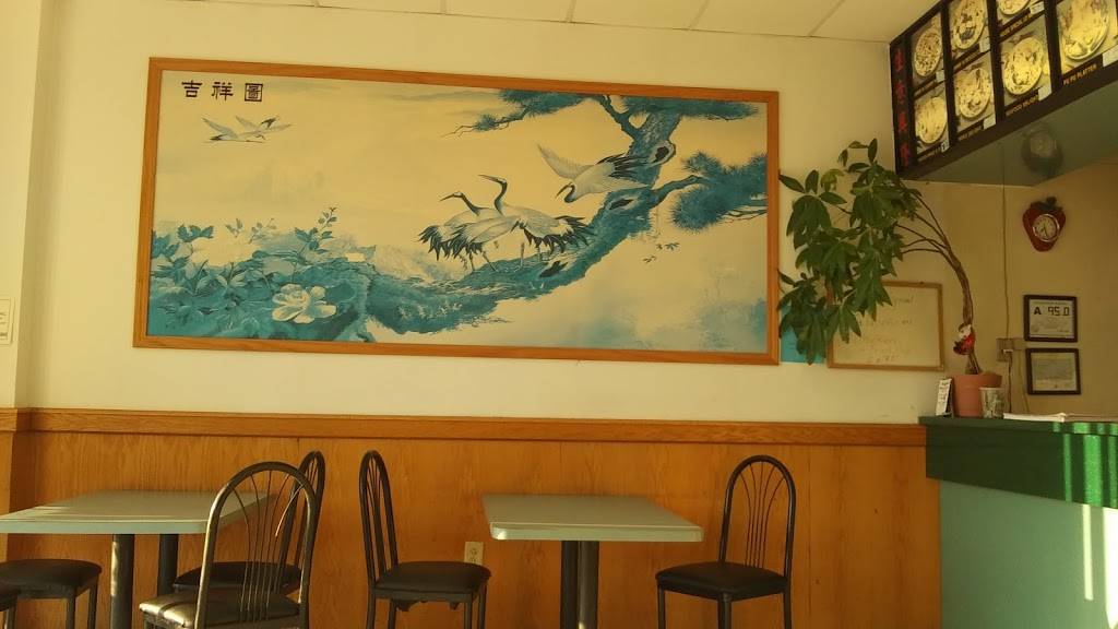 China King | restaurant | 5921 NC-11 S, Pink Hill, NC 28572, USA | 2525682588 OR +1 252-568-2588