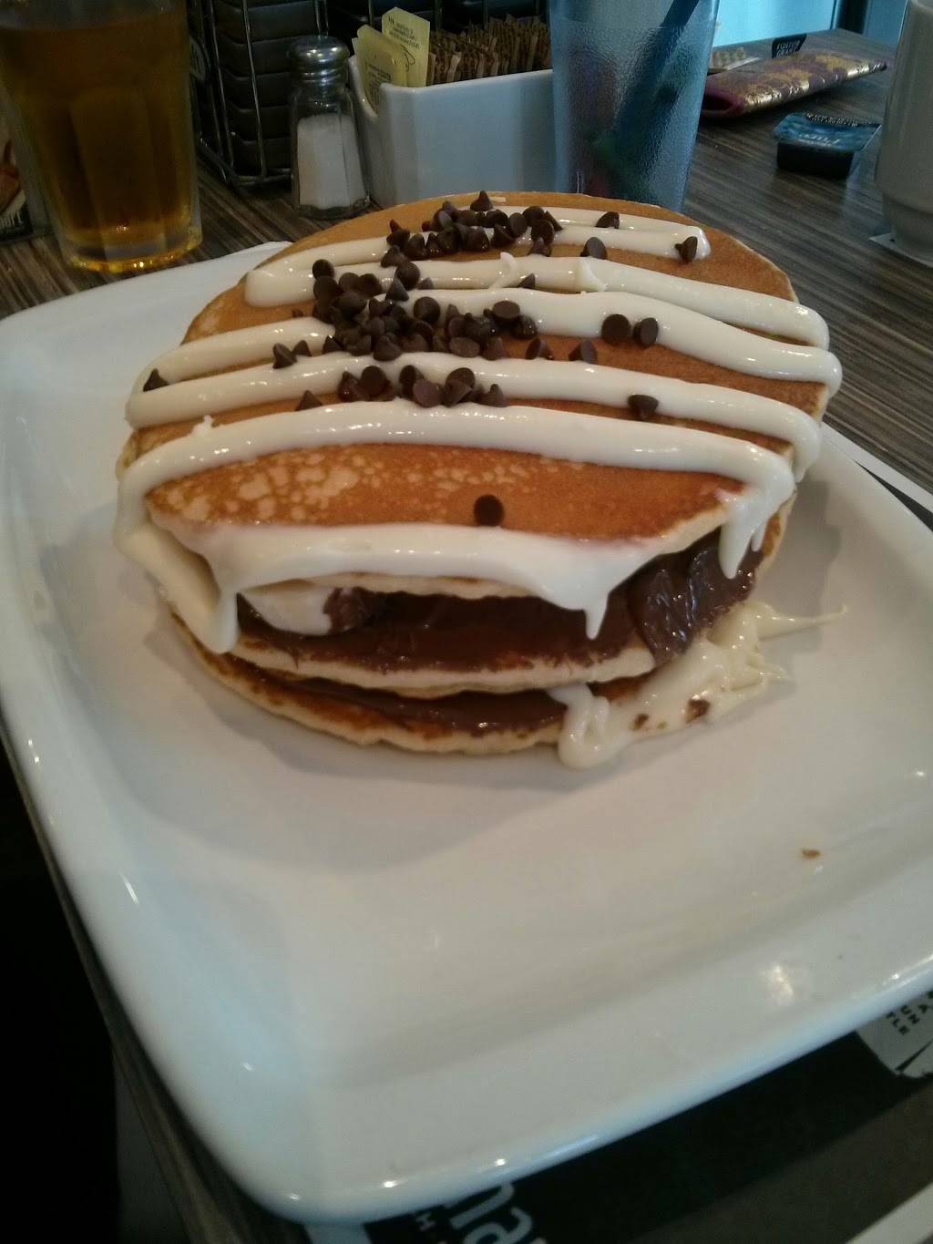 Eggsmart | restaurant | 321 Kent St W, Lindsay, ON K9V 2Z7, Canada | 7053281212 OR +1 705-328-1212