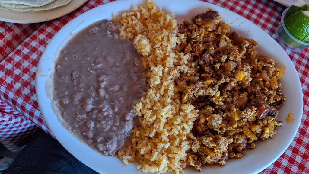 Teres Mexican Grill | restaurant | 5870 Melrose Ave #101, Los Angeles, CA 90038, USA | 3234689345 OR +1 323-468-9345