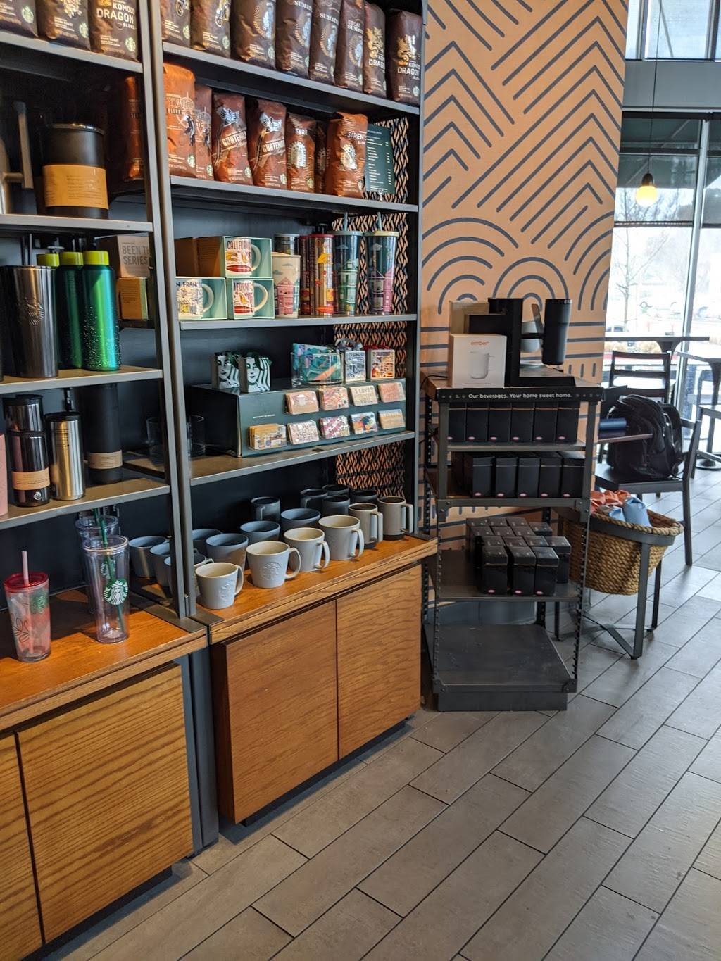 Starbucks | cafe | 32240 Dyer St, Union City, CA 94587, USA | 5104871467 OR +1 510-487-1467