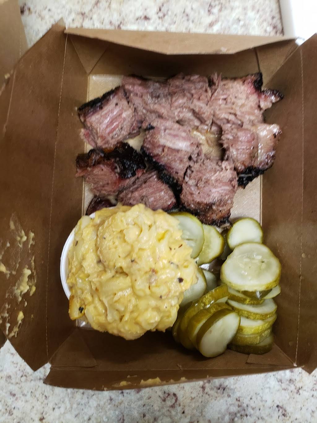 PRIMOS BBQ | restaurant | 2420 Sunnyside Dr, Cadillac, MI 49601, USA | 2317791575 OR +1 231-779-1575