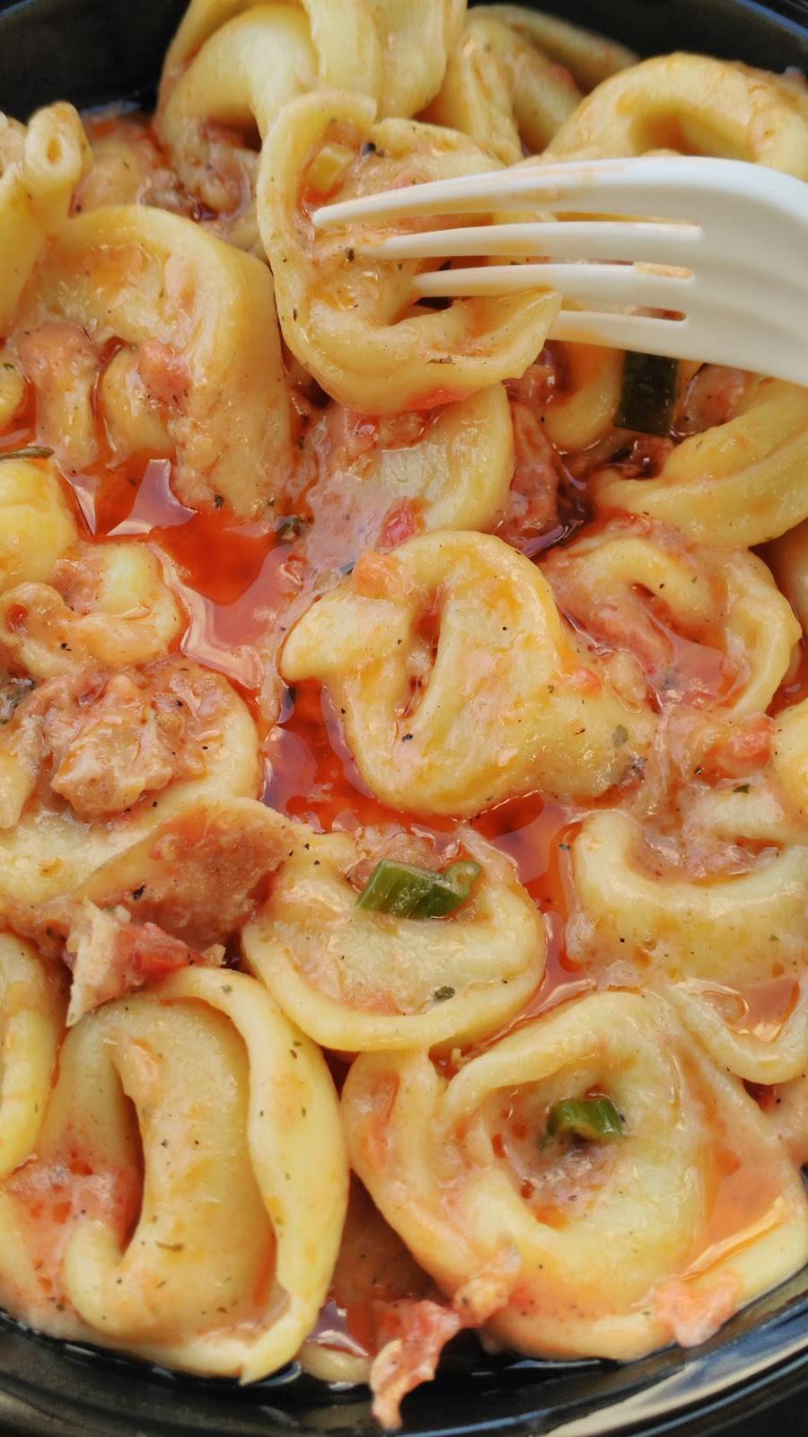 Bravissimo Pizza & Pasta | restaurant | 558 Lancaster Ave, Berwyn, PA 19312, USA | 6106477440 OR +1 610-647-7440