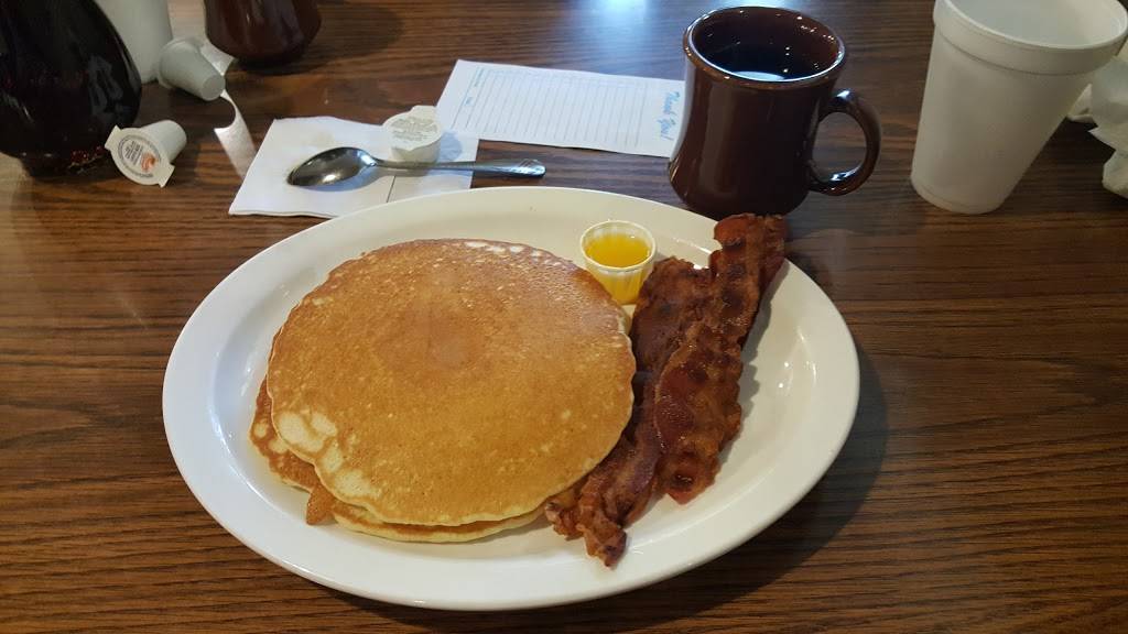 Hungry Bear Pancake & Bar-B-Q | restaurant | 1310 Main St, Murray, KY 42071, USA | 2707537641 OR +1 270-753-7641