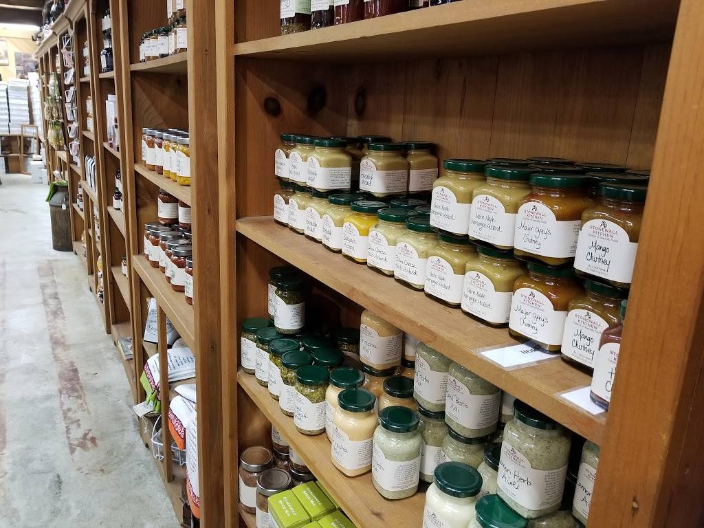 Silo Restaurant & Gift Shop | restaurant | 537 Aviation Rd, Queensbury, NY 12804, USA | 5187981900 OR +1 518-798-1900