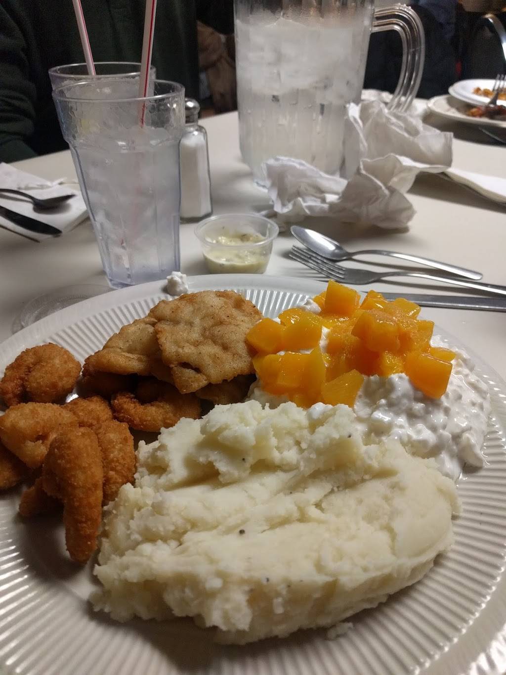 Knutes Bar & Grill | restaurant | 206 E Beloit St, Orfordville, WI 53576, USA | 6088792011 OR +1 608-879-2011