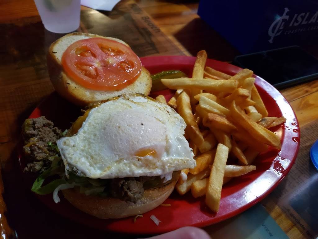 Planet Follywood | restaurant | 32 Center St, Folly Beach, SC 29439, USA | 8435887380 OR +1 843-588-7380