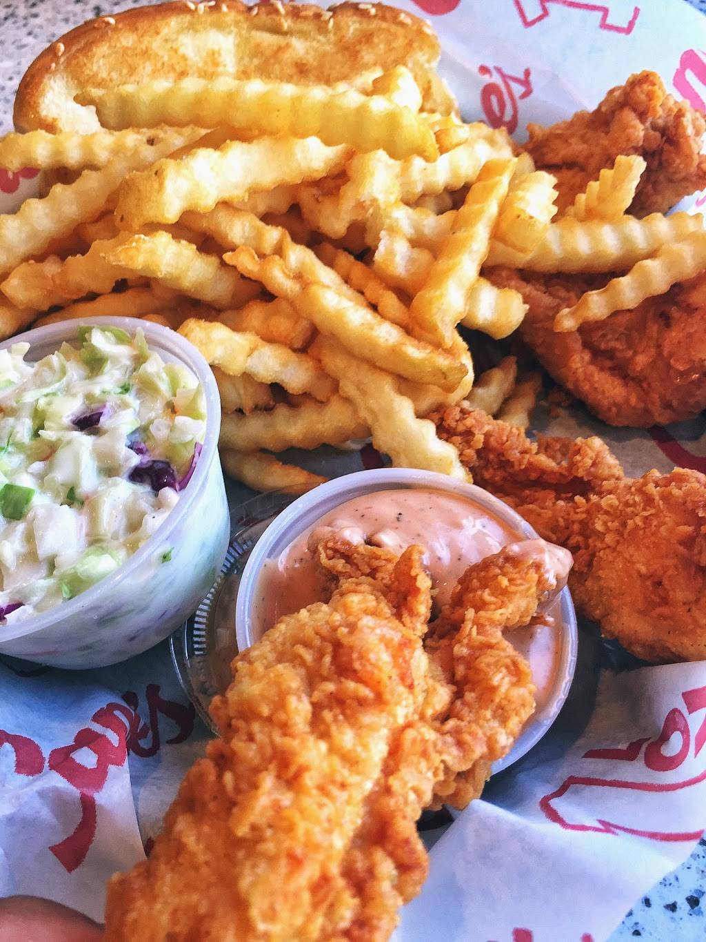 Raising Canes Chicken Fingers | meal takeaway | 2503 W Mockingbird Ln, Dallas, TX 75235, USA | 2143536993 OR +1 214-353-6993