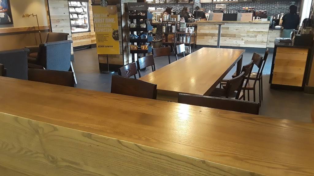 Starbucks | cafe | 1200 W Algonquin Rd, Palatine, IL 60067, USA | 8479256573 OR +1 847-925-6573