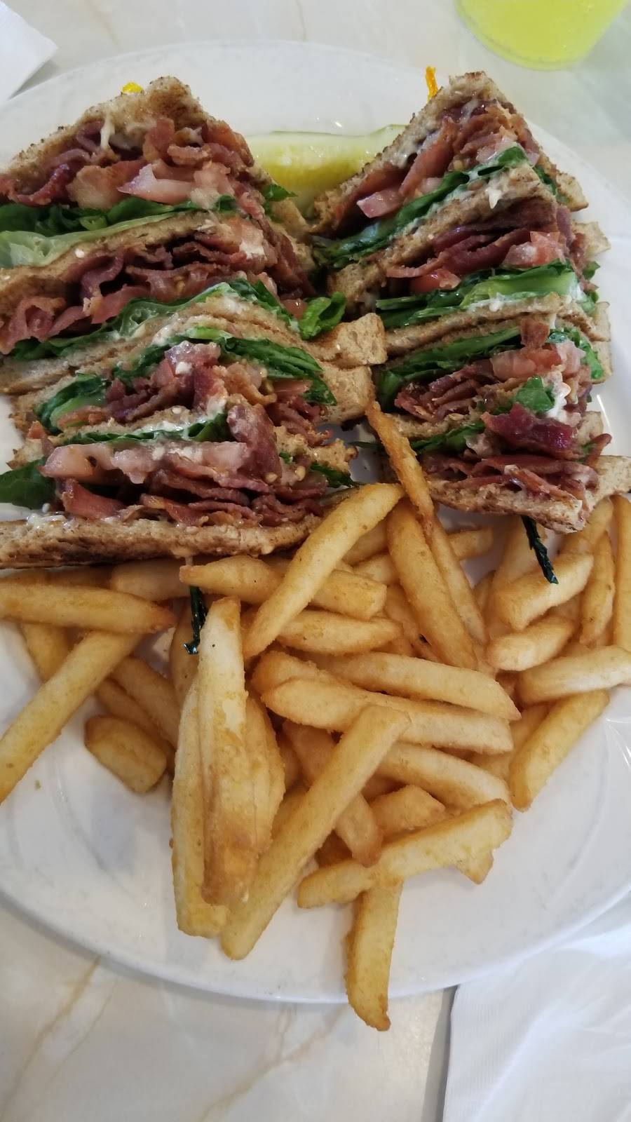 Wauconda Cafe | cafe | 405 W Liberty St, Wauconda, IL 60084, USA | 8475264444 OR +1 847-526-4444