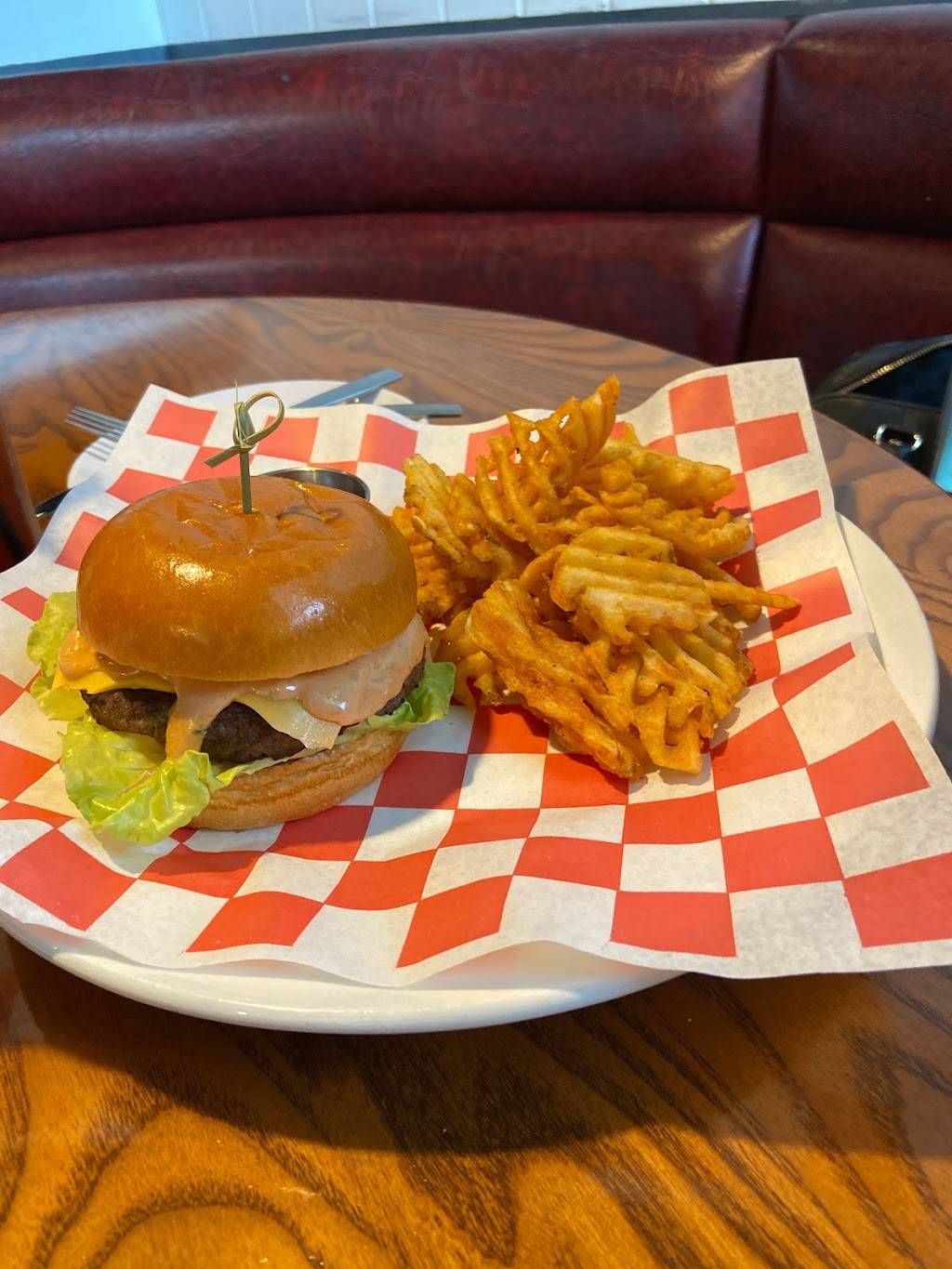 The Boilery Seafood & Grill | restaurant | 545 Cool Springs Blvd #195, Franklin, TN 37067, United States | 6155676853 OR +1 615-567-6853