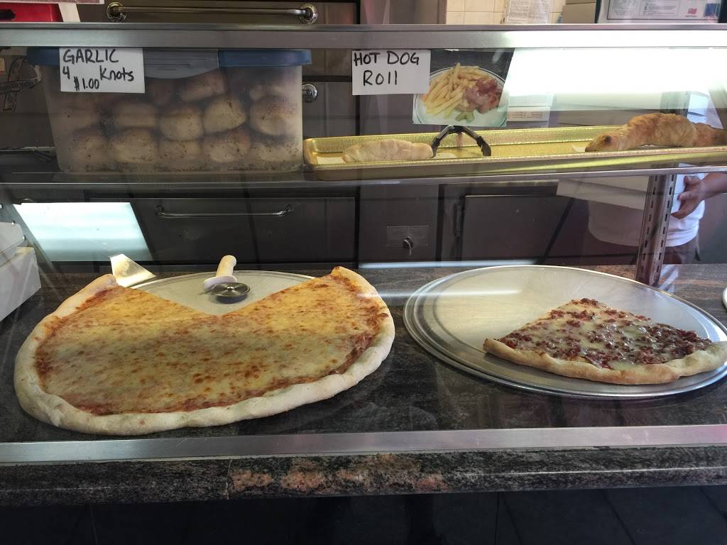 Tonys Pizza | restaurant | 3467 Boston Rd, Bronx, NY 10469, USA | 7189943250 OR +1 718-994-3250