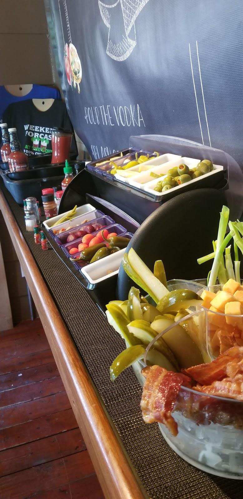 The Cove | restaurant | 416 Lemoyne Rd, Lemoyne, NE 69146, USA | 3083552102 OR +1 308-355-2102