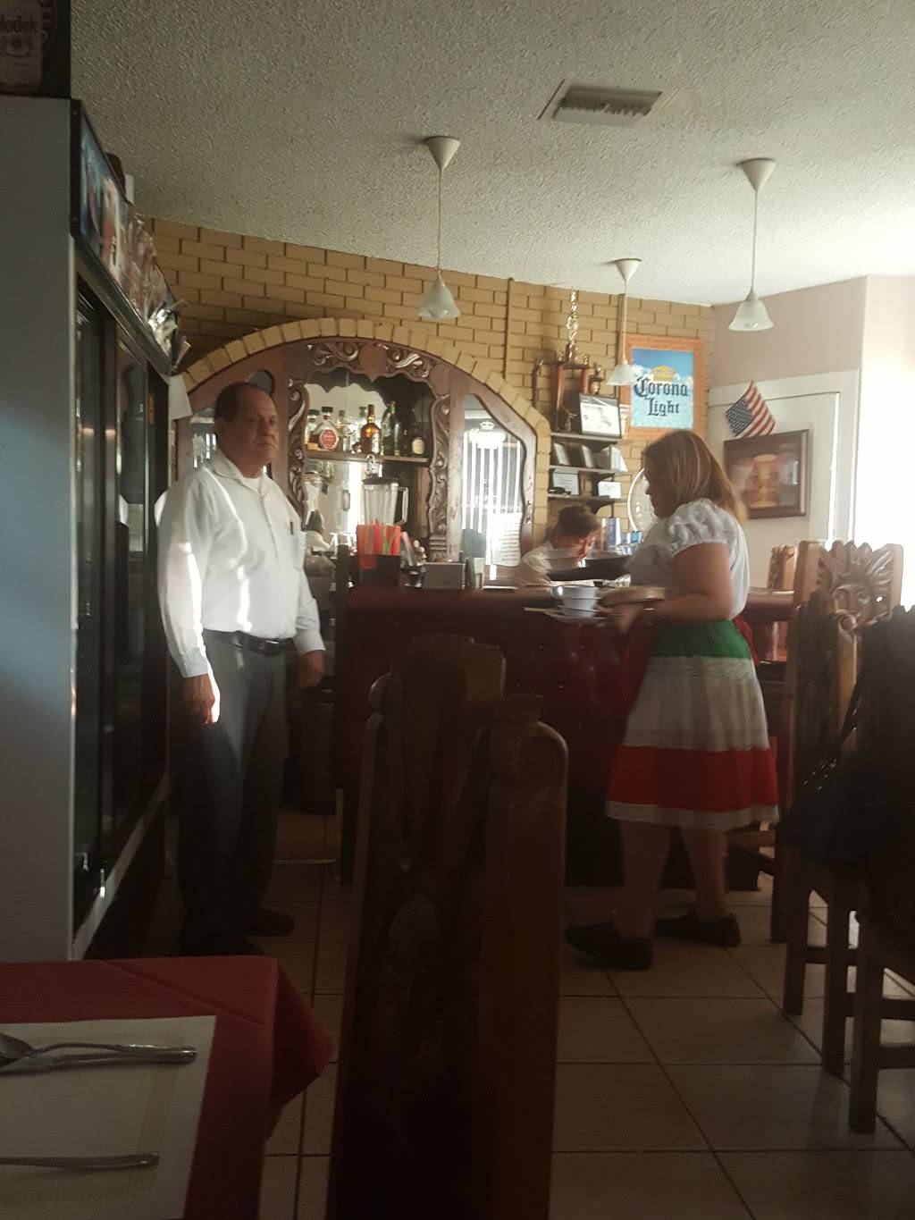 Villa Sombrero Restaurant | restaurant | 6101 York Blvd, Los Angeles, CA 90042, USA | 3232569014 OR +1 323-256-9014