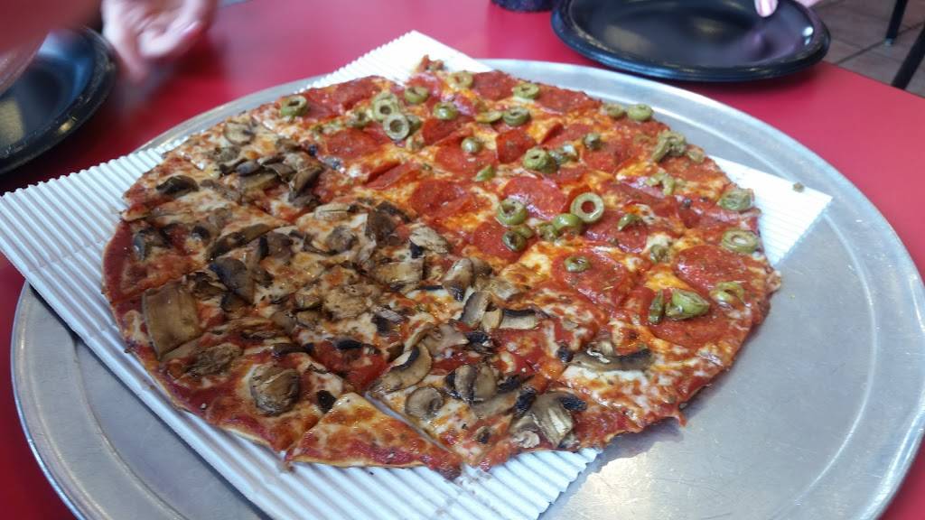 Cassanos Pizza King | meal delivery | 154 S Jefferson St, Urbana, OH 43078, USA | 8882945464 OR +1 888-294-5464