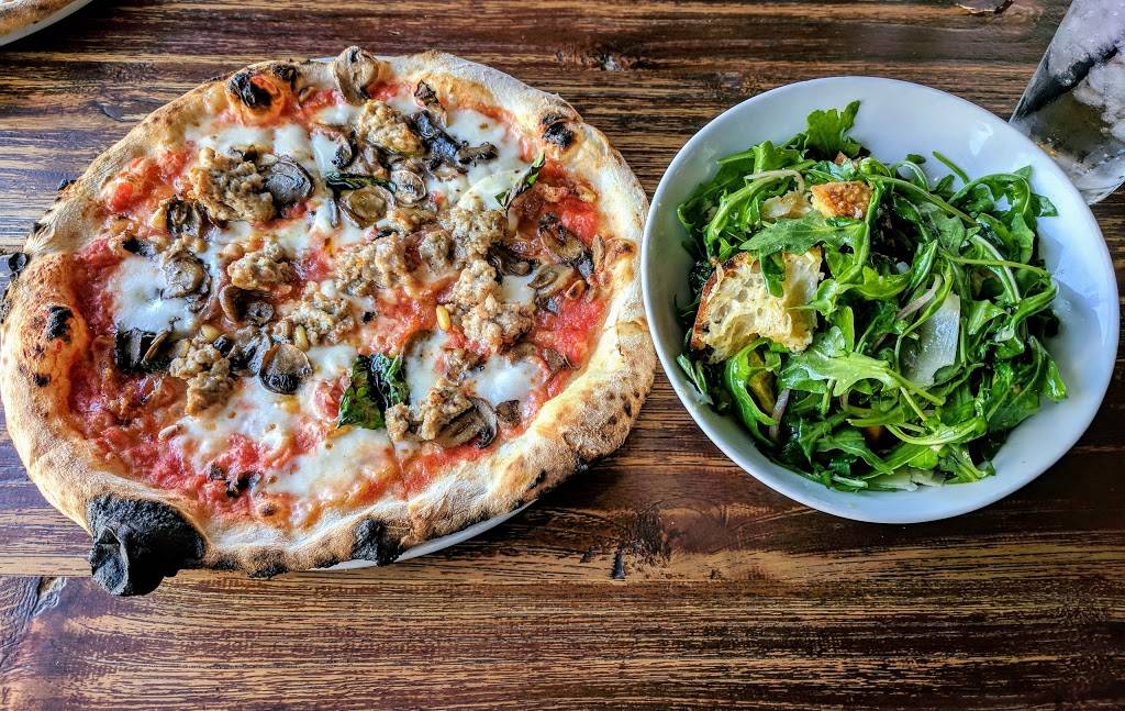 Settebello Pizzeria Napoletana | restaurant | 2760 Seaglass Way, Oxnard, CA 93036, USA | 8059881095 OR +1 805-988-1095