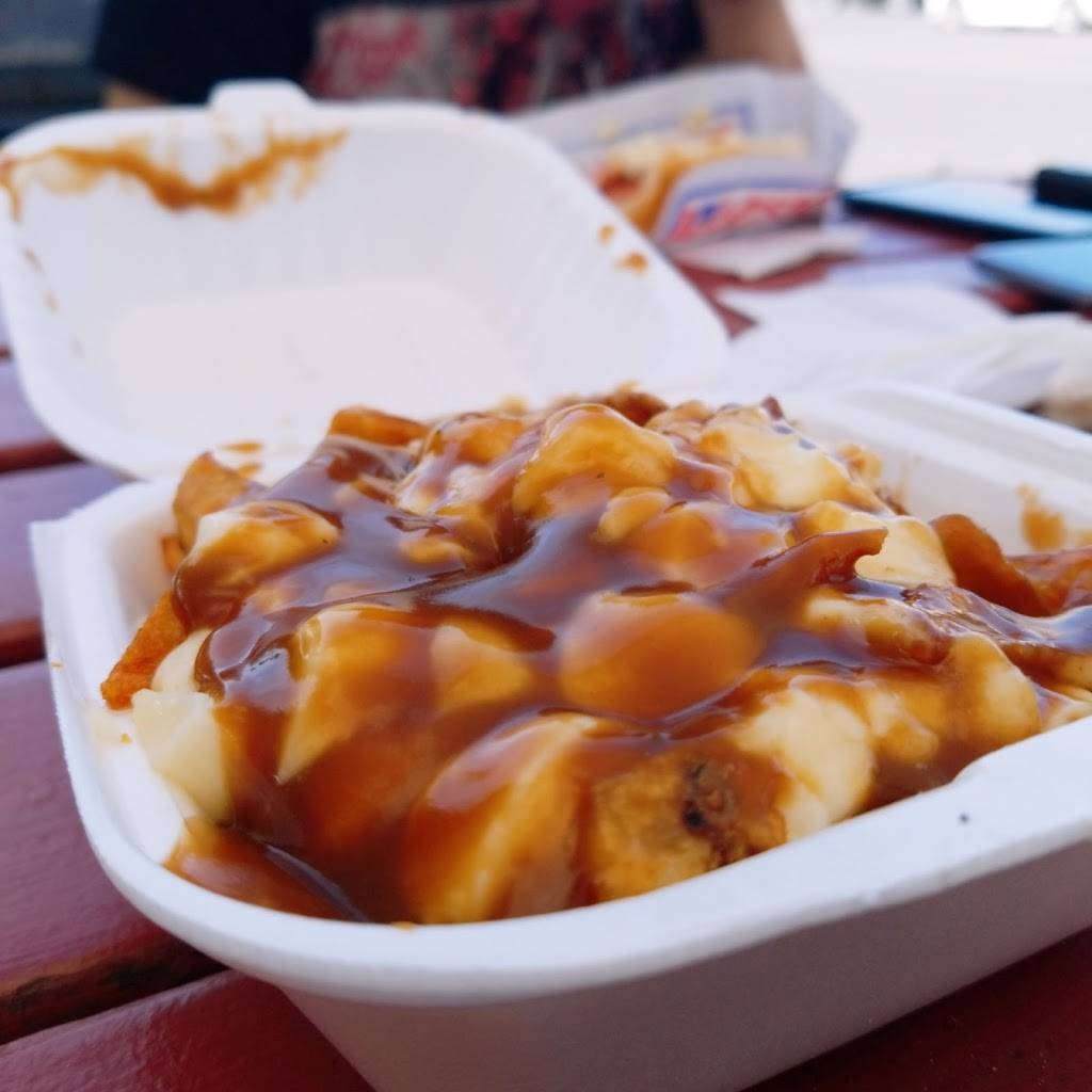 S&S Fries | restaurant | 2283-2421 Greenbank Rd, Nepean, ON K2J 2B2, Canada | 6137968828 OR +1 613-796-8828