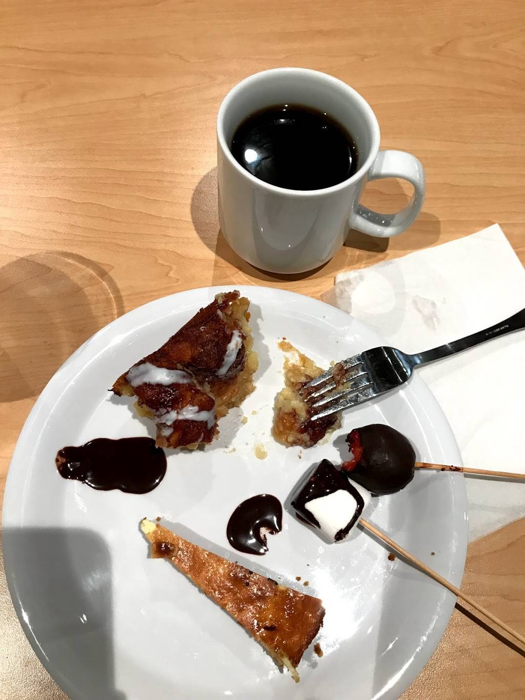 Golden Corral Buffet & Grill | meal takeaway | 2050 Diamond Blvd, Concord, CA 94520, USA | 9256851002 OR +1 925-685-1002