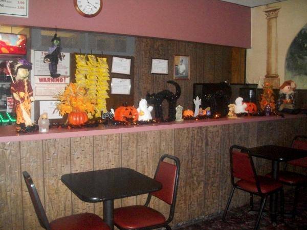 Pizza House | restaurant | 692 Tyler St, Pittsfield, MA 01201, USA | 4134991842 OR +1 413-499-1842