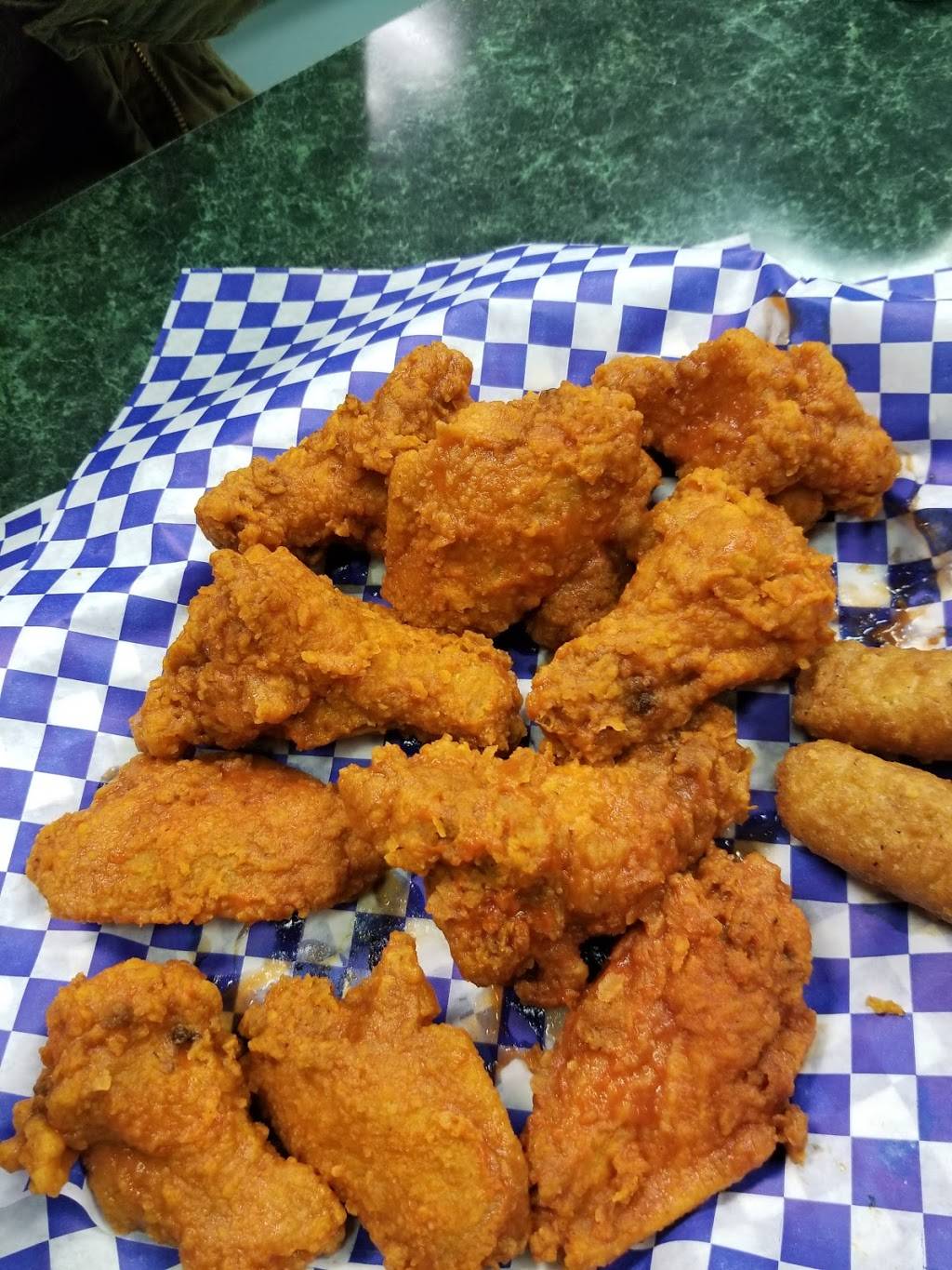 The Alumni Sports Restaurant | restaurant | Whittier, CA 90602, USA | 5626321454 OR +1 562-632-1454