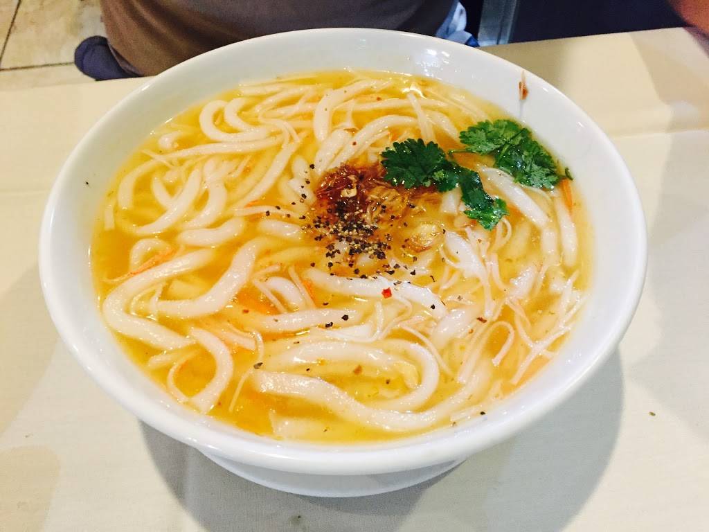 Que Huong Restaurant | restaurant | 4134 University Ave, San Diego, CA 92105, USA | 6192816008 OR +1 619-281-6008