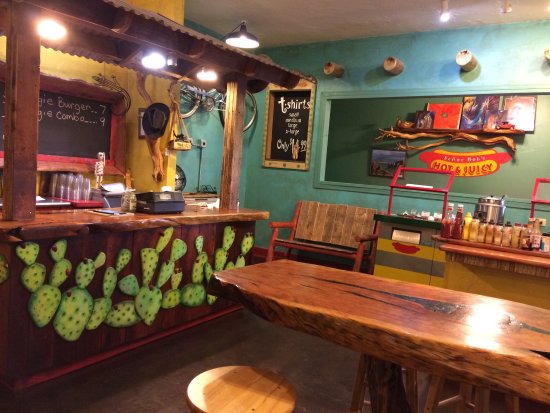 Señor Bobs Hot Dogs | meal takeaway | 2015 W State Rte 89A, Sedona, AZ 86336, USA | 9288622981 OR +1 928-862-2981