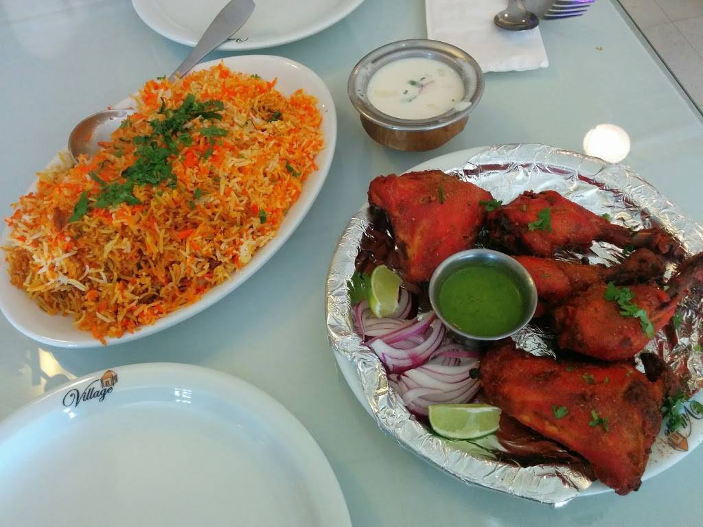 Village Grill and Chill | restaurant | 4730 Century Plaza Rd, Indianapolis, IN 46254, USA | 3173470198 OR +1 317-347-0198