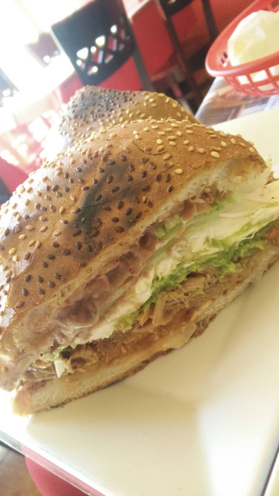 Mi Pueblito | restaurant | 111 E 167th St, Bronx, NY 10452, USA | 7185884023 OR +1 718-588-4023