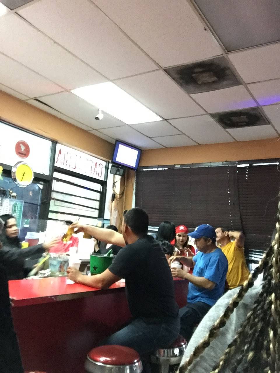 Galiano Cafeteria | restaurant | 2432 NW 27th Ave, Miami, FL 33142, USA | 3056352020 OR +1 305-635-2020