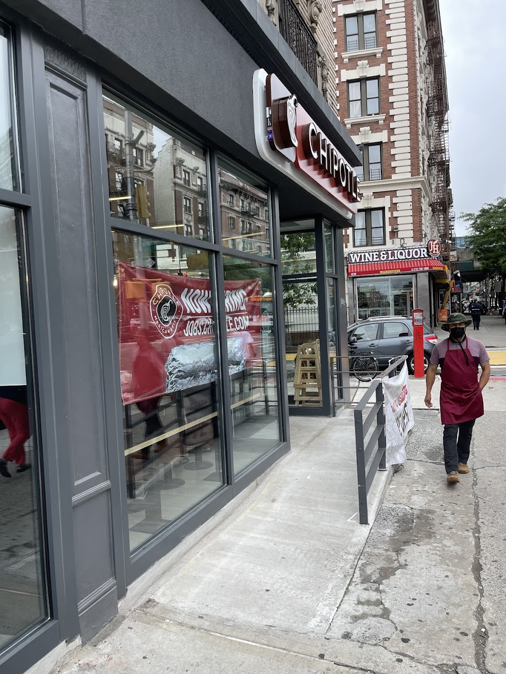 Chipotle Mexican Grill | restaurant | 4240 Broadway, New York, NY 10033, USA | 3322301158 OR +1 332-230-1158