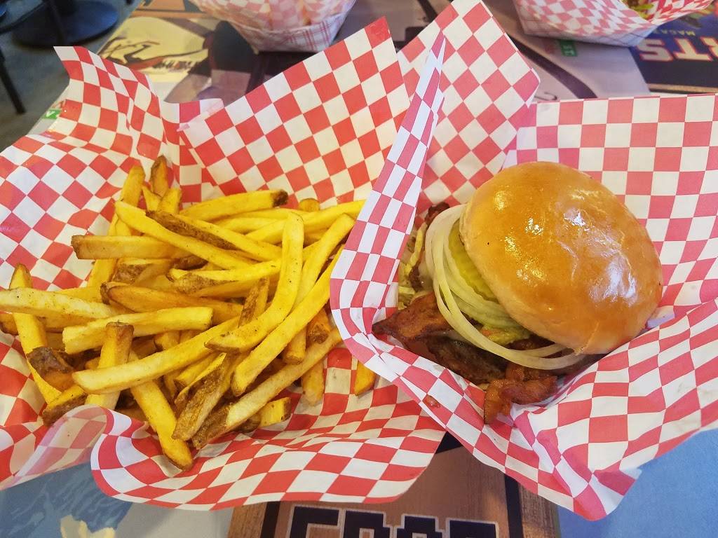 Champa St. Burger Works | restaurant | 7085 W Alaska Dr, Lakewood, CO 80226, USA | 3037429000 OR +1 303-742-9000