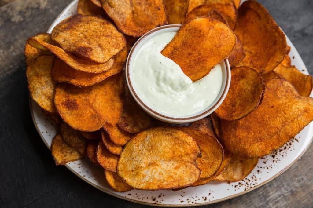 State Fare Kitchen & Bar | restaurant | 947 Gessner Rd #b190, Houston, TX 77024, USA | 8328310950 OR +1 832-831-0950