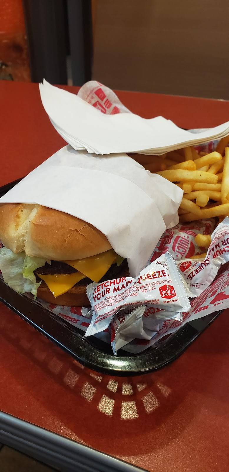 Jack in the Box | restaurant | 5550 Gulfton St, Houston, TX 77081, USA | 7132189671 OR +1 713-218-9671