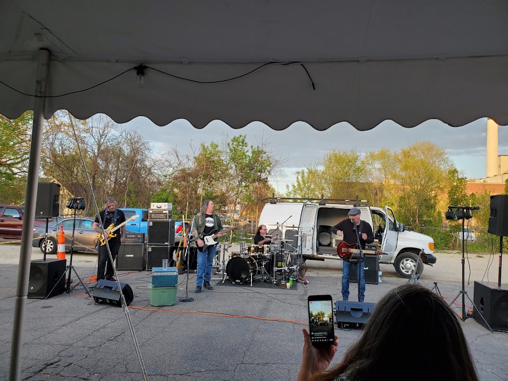 Saints Again | restaurant | 517 E Michigan Ave, Battle Creek, MI 49014, USA | 2697530053 OR +1 269-753-0053