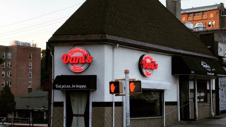 Danis House of Pizza | restaurant | 81-28 Lefferts Blvd, Kew Gardens, NY 11415, USA | 7188462849 OR +1 718-846-2849