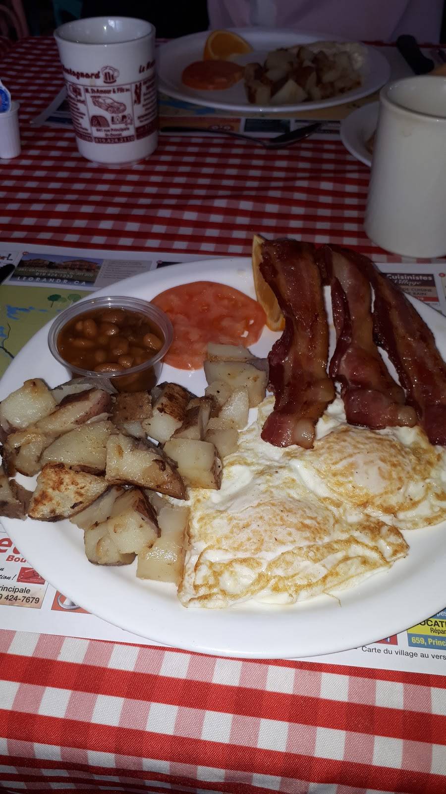 Le Deli | restaurant | 514 Rue Principale, Saint-Donat-de-Montcalm, QC J0T 2C0, Canada | 8732775844 OR +1 873-277-5844