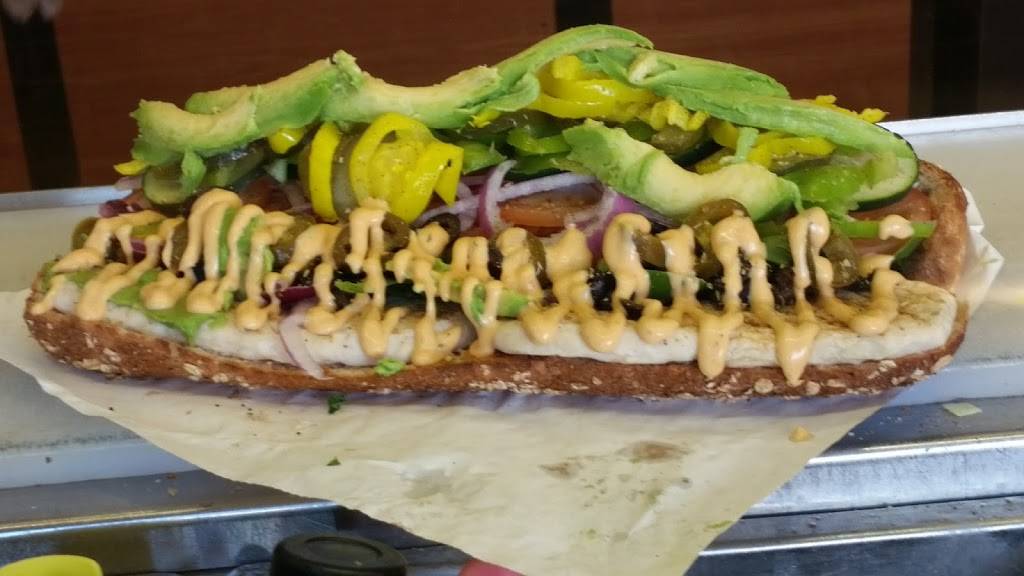 Subway Restaurants | restaurant | 961 S Long Beach Blvd Suite 101, Compton, CA 90221, USA | 3106093303 OR +1 310-609-3303