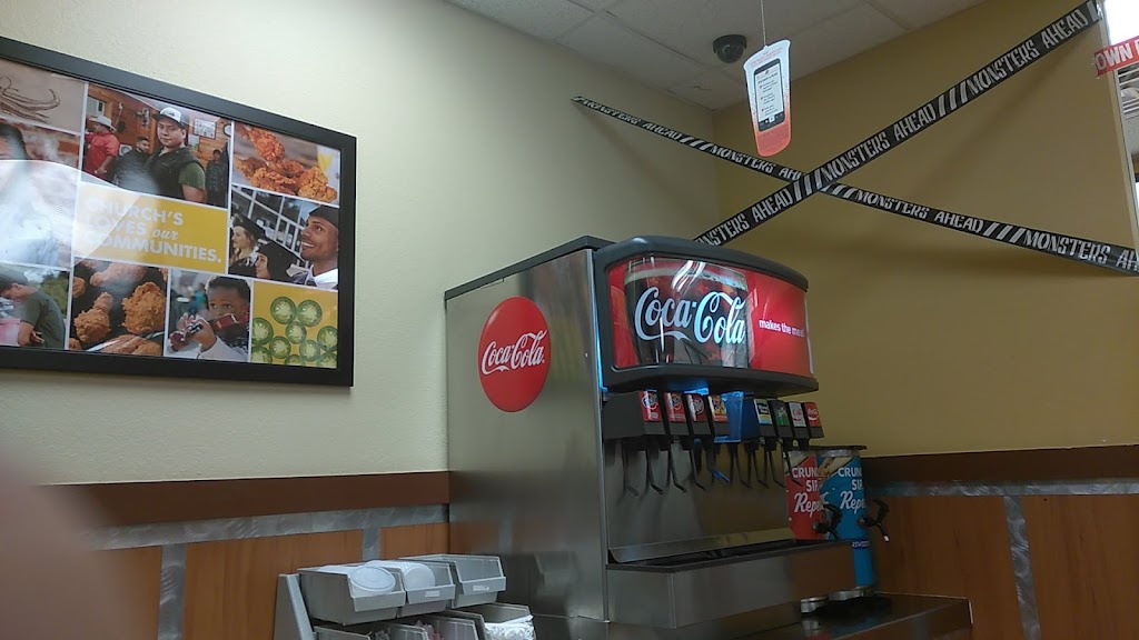 Churchs Chicken | restaurant | 2201 E Saunders St, Laredo, TX 78040, USA | 9567262656 OR +1 956-726-2656