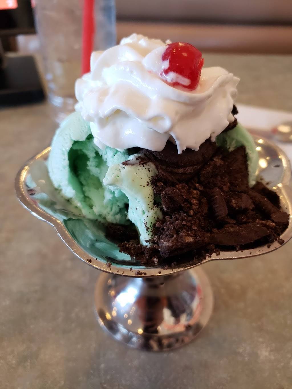 Friendlys | restaurant | 697 Southbridge St, Auburn, MA 01501, USA | 5088323102 OR +1 508-832-3102